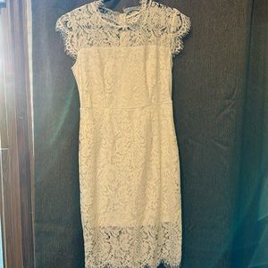 Merokeety Size Small Lace Dress